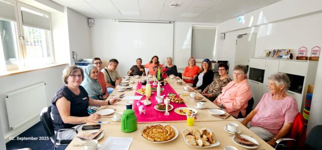 Flüchtlingshilfe Interkulturelles Frühstückscafe