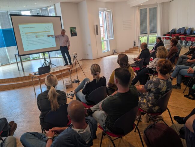 Präsentation der Ergebnisse von Mitarbeitendenbefragung