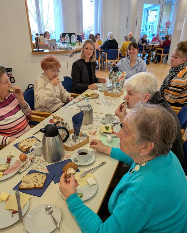 Bürgermeisterin besucht Forum Hülsdonk