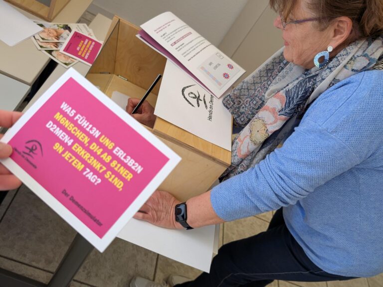 Demenzsimulator im Seniorenbüro